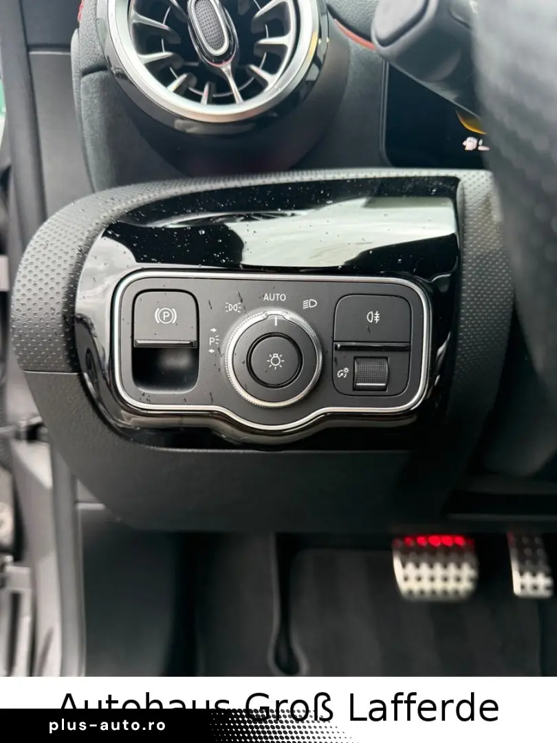 MERCEDES-BENZ CLA 35 AMG 4Matic RFK Standh Ambiente SHZ