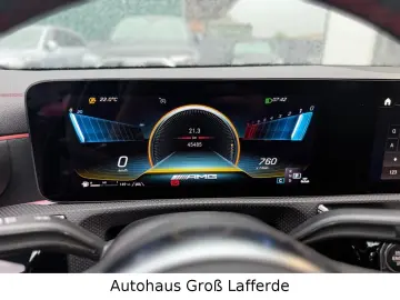 MERCEDES-BENZ CLA 35 AMG 4Matic