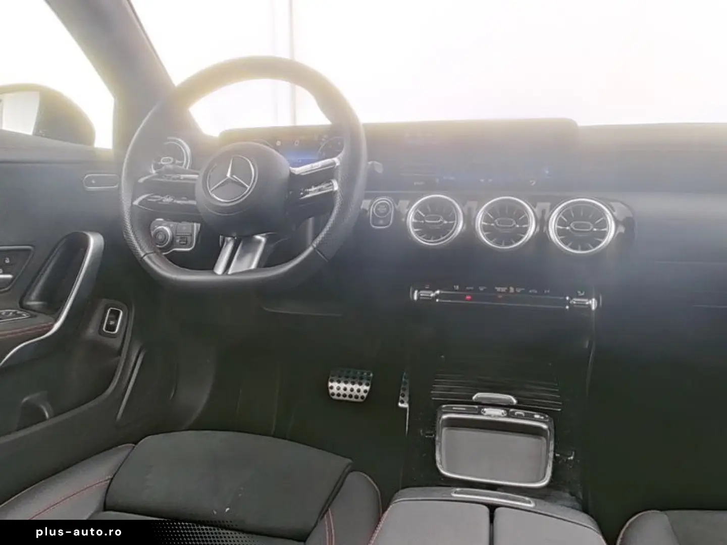 MERCEDES-BENZ CLA 180 AMG Night MBUX LED PTS Kamera &hellip;