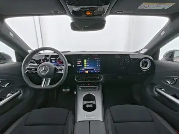 MERCEDES-BENZ CLA 350 4M AMG