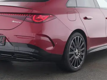 MERCEDES-BENZ CLA 350 4M AMG