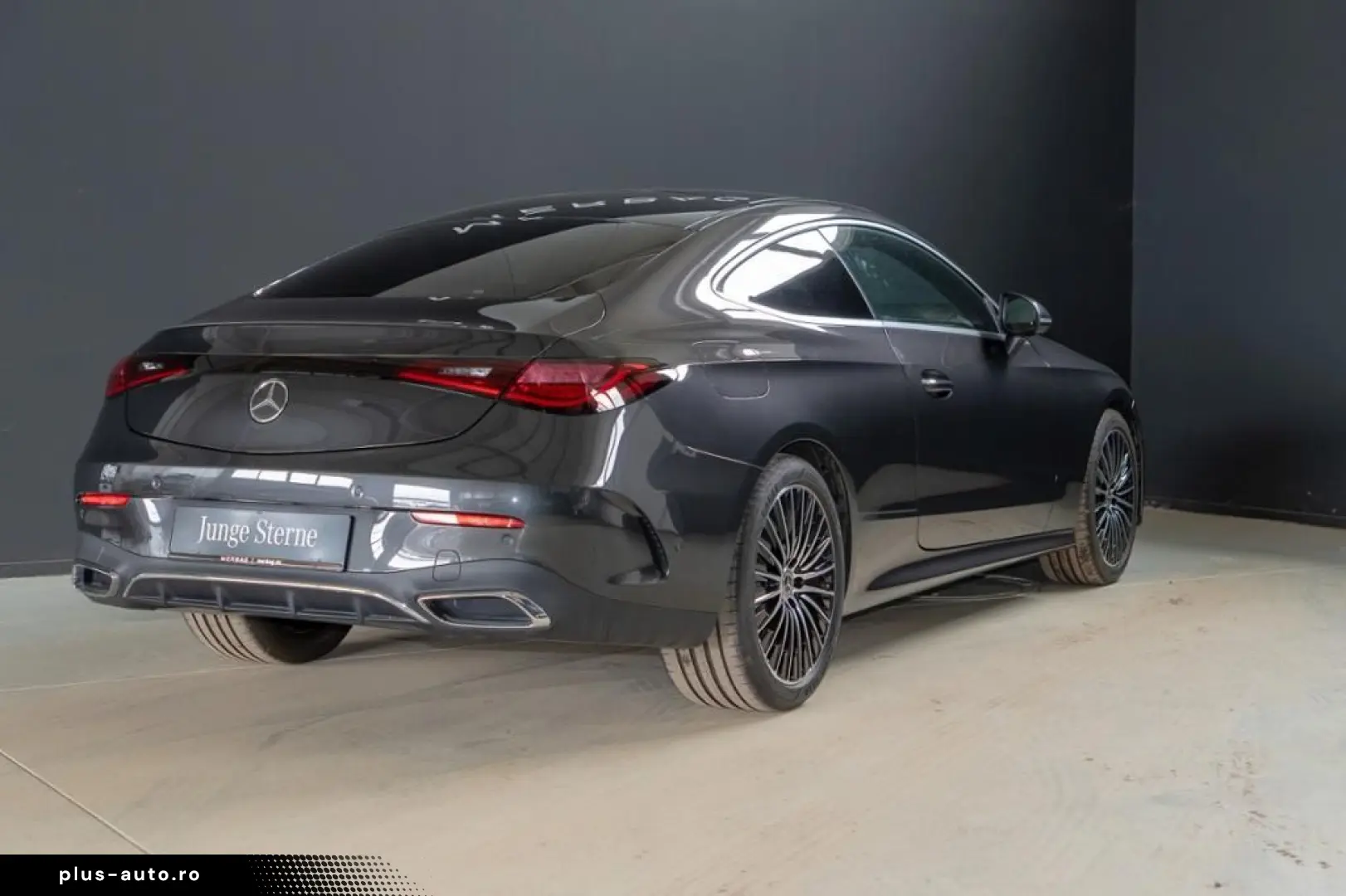 MERCEDES-BENZ CLE 180  Coupe´ AMG Pano LED Kam Memory KeyGO