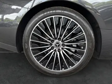 MERCEDES-BENZ CLE 220d AMG
