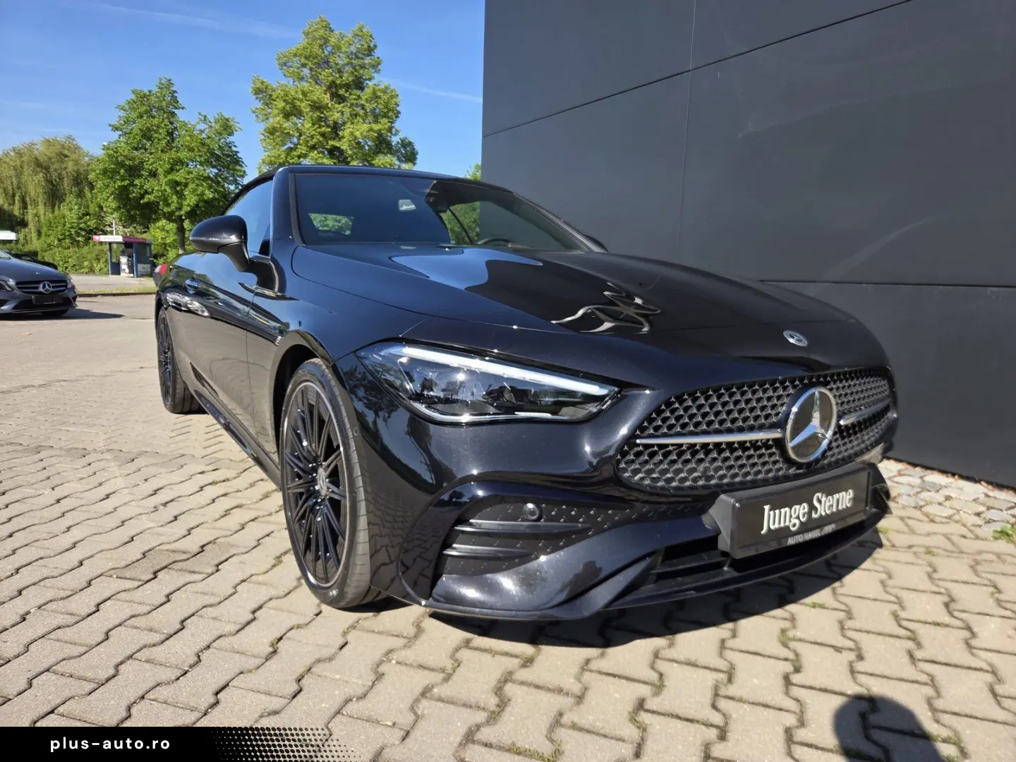 MERCEDES-BENZ CLE 220 d CA AMG MEMORY NIGHT RFK AIRSCARF LED