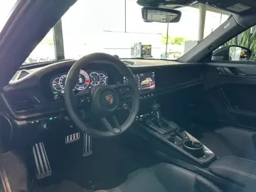 Porsche 992 911 GT3 Touring