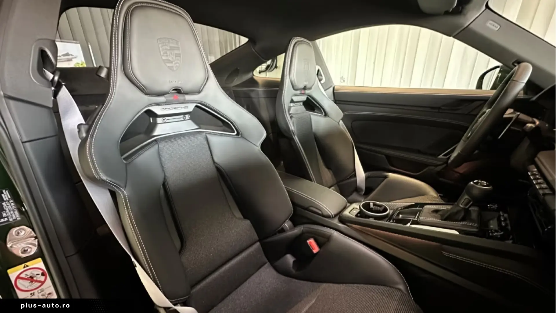Porsche 992 911 GT3 Touring