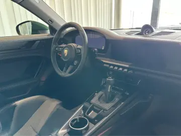 Porsche 992 911 GT3 Touring
