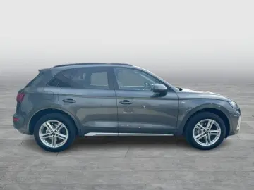 AUDI Q5 40 TDI S-tronic S line quattro AHK NAVI LED