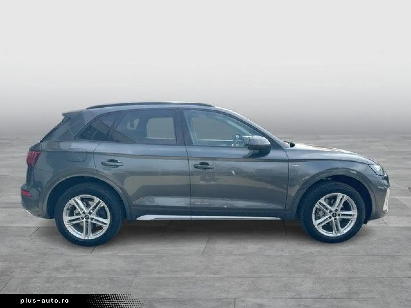 AUDI Q5 40 TDI S-tronic S line quattro AHK NAVI LED