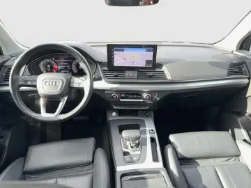 AUDI Q5 40 TDI S-tronic S line quattro AHK NAVI LED