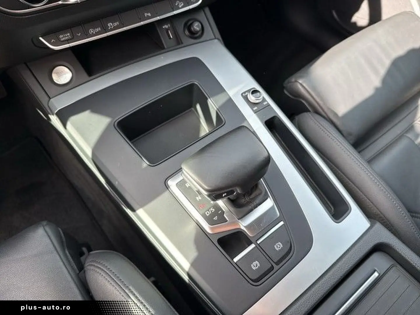 AUDI Q5 40 TDI S-tronic S line quattro AHK NAVI LED