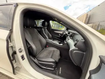 MERCEDES-BENZ E 300de  AMG