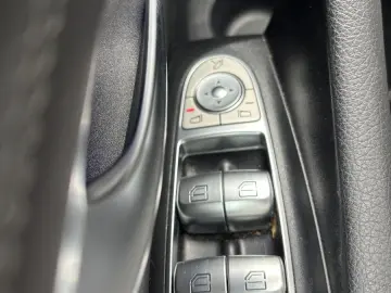 MERCEDES-BENZ E 300de  AMG