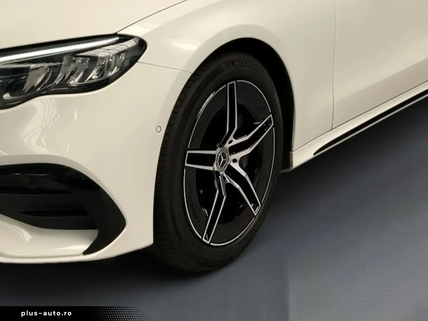 MERCEDES-BENZ E 200 AMG