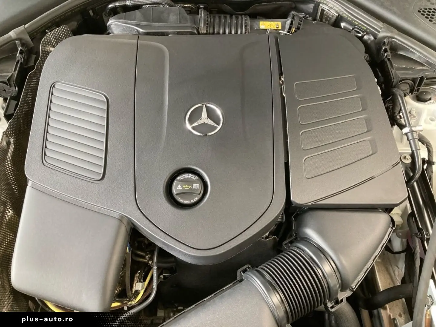 MERCEDES-BENZ E 200 AMG