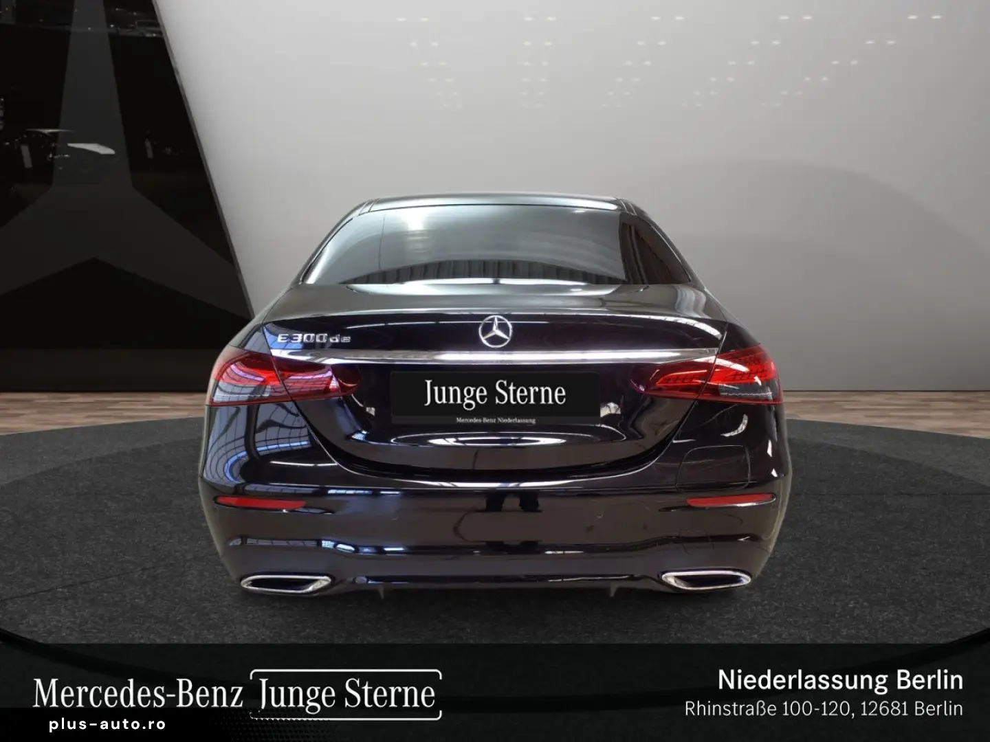 MERCEDES-BENZ E 300 de AMG