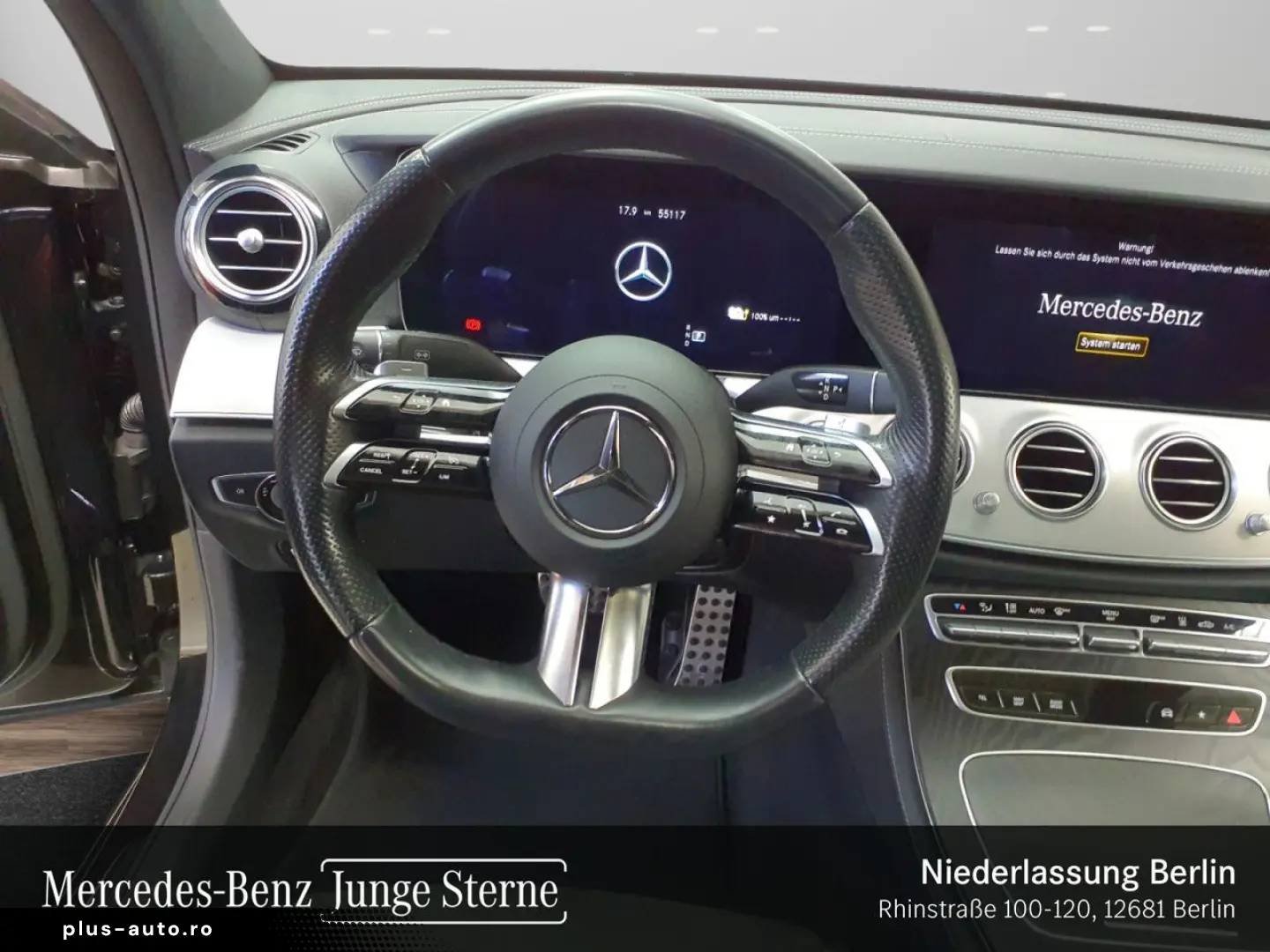 MERCEDES-BENZ E 300 de AMG
