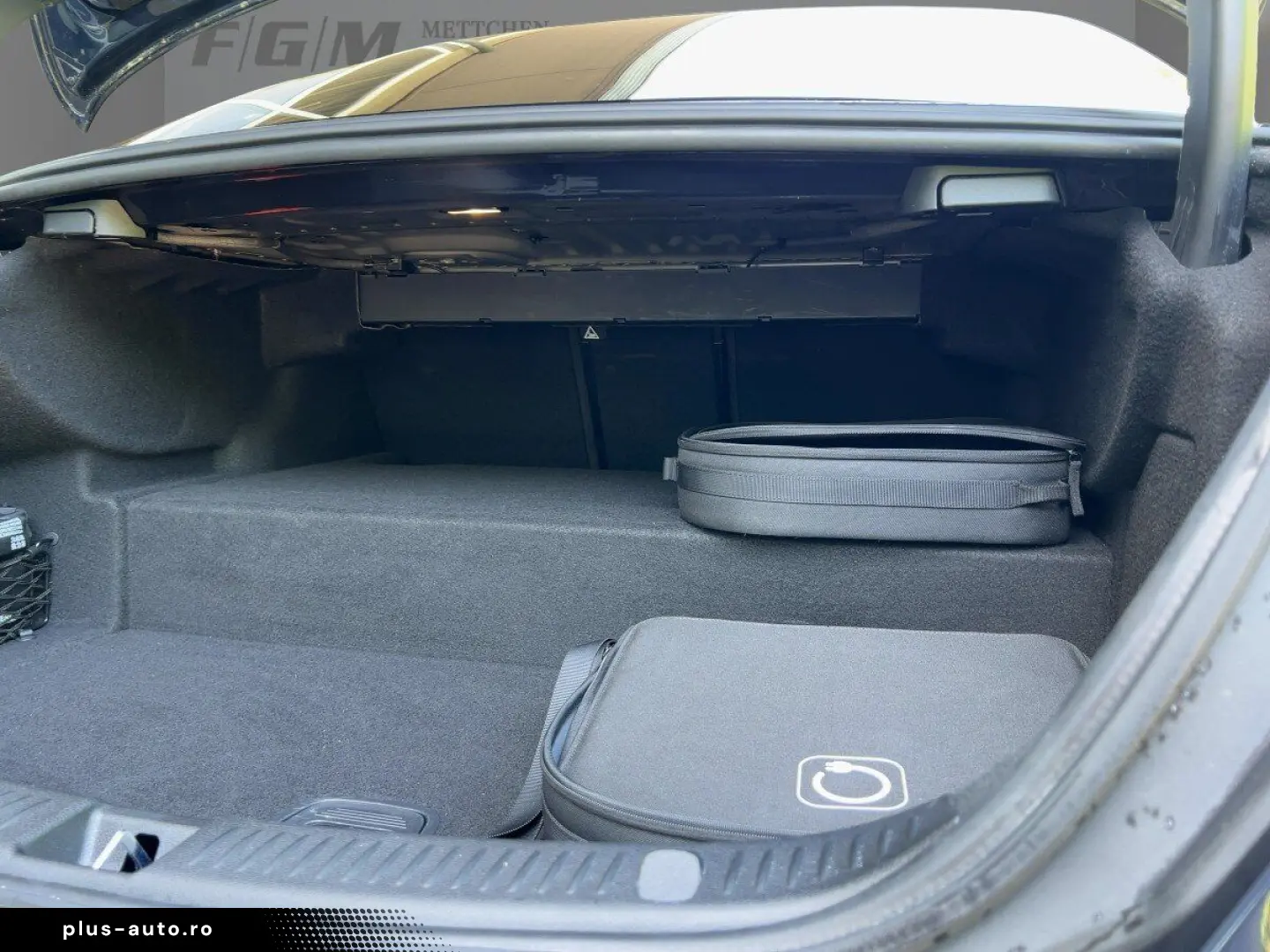 MERCEDES-BENZ E-Class 2023 — imagine 5