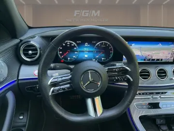 MERCEDES-BENZ E 300de AMG
