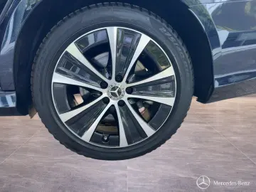 MERCEDES-BENZ E 300de AMG