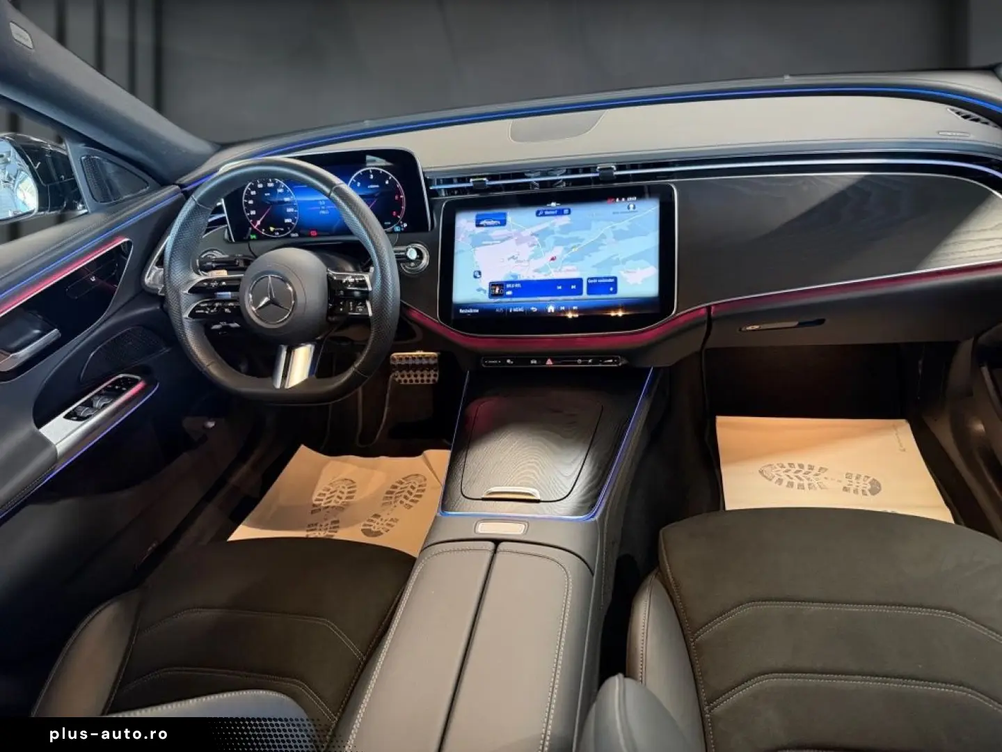 MERCEDES-BENZ E 220 d AMG