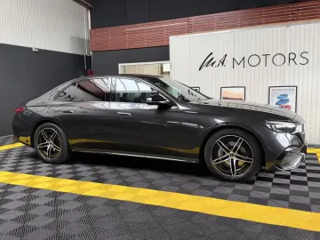 MERCEDES-BENZ E 220d AMG