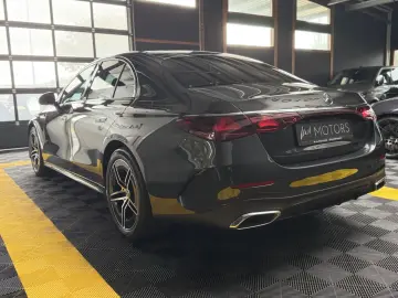 MERCEDES-BENZ E 220d AMG