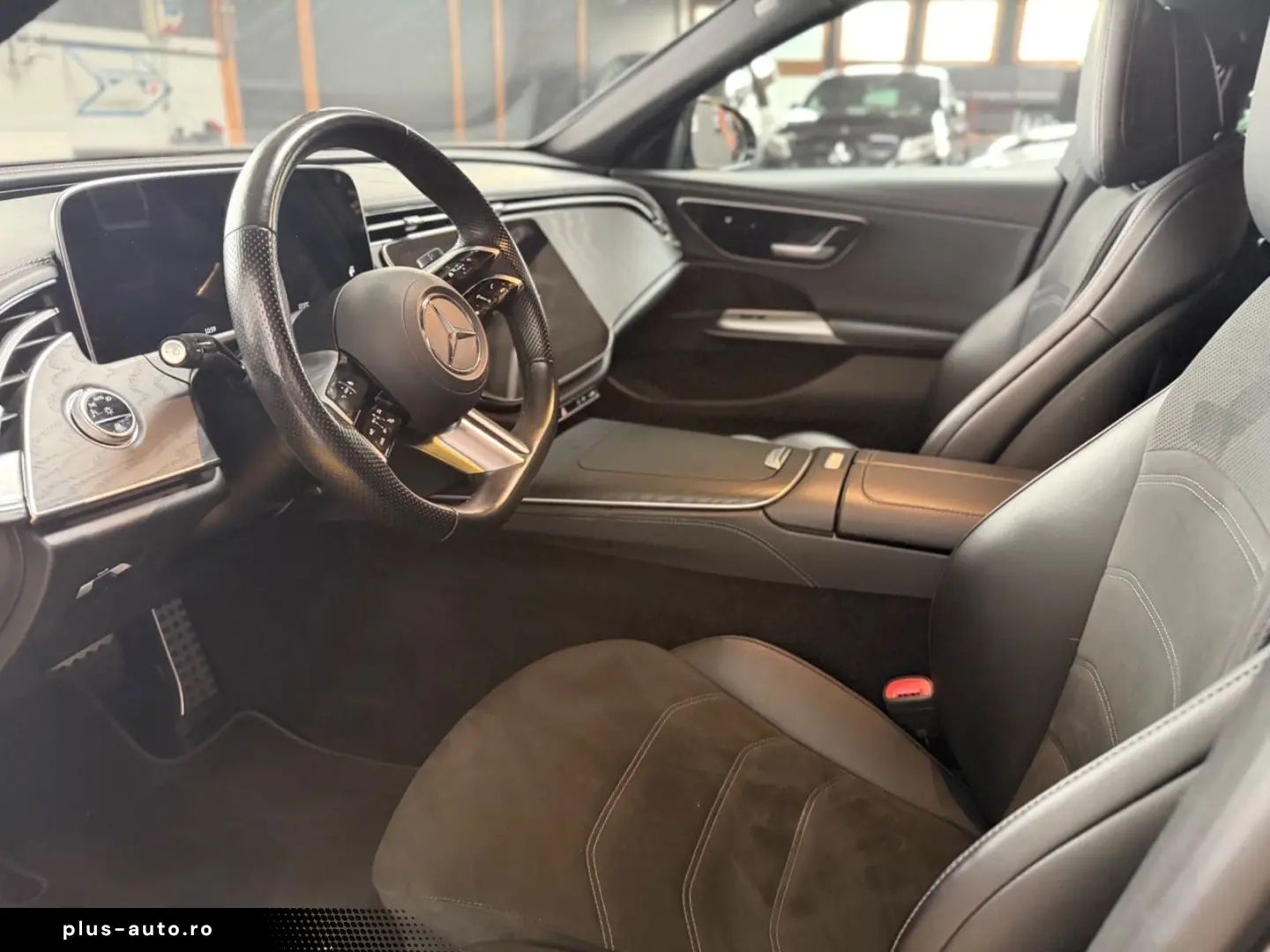 MERCEDES-BENZ E 220d AMG
