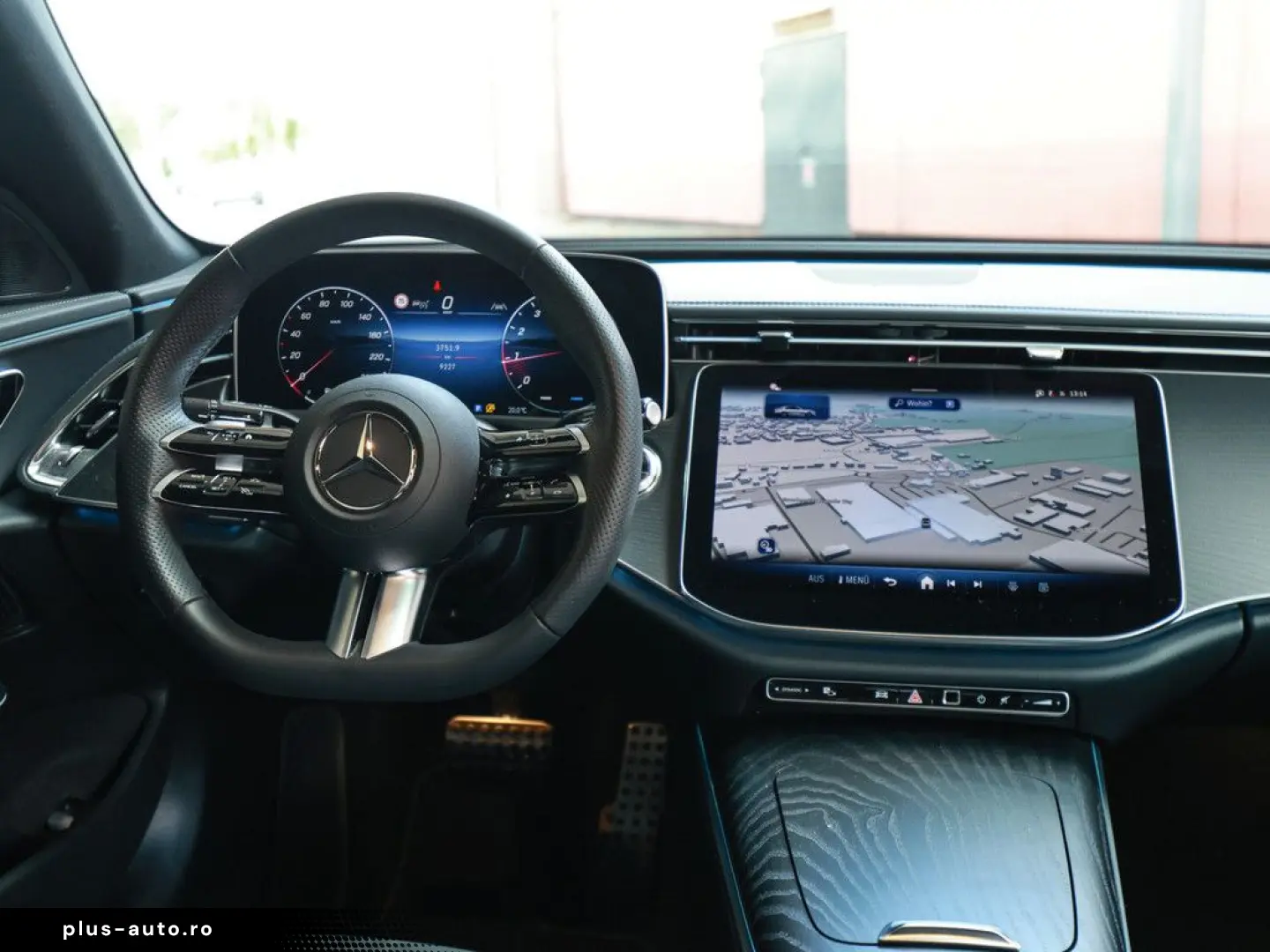 MERCEDES-BENZ E 200 AMG