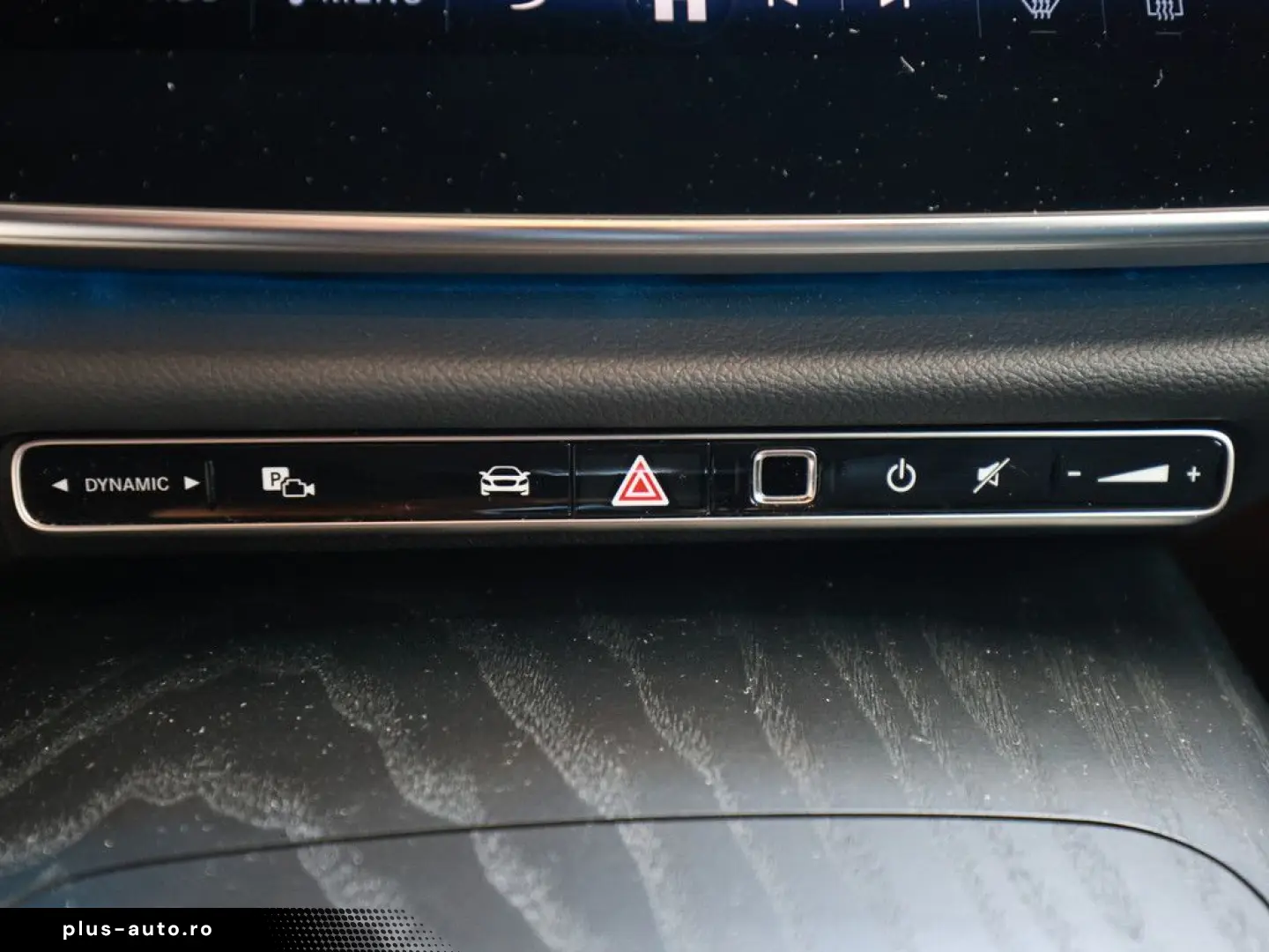 MERCEDES-BENZ E 200 AMG