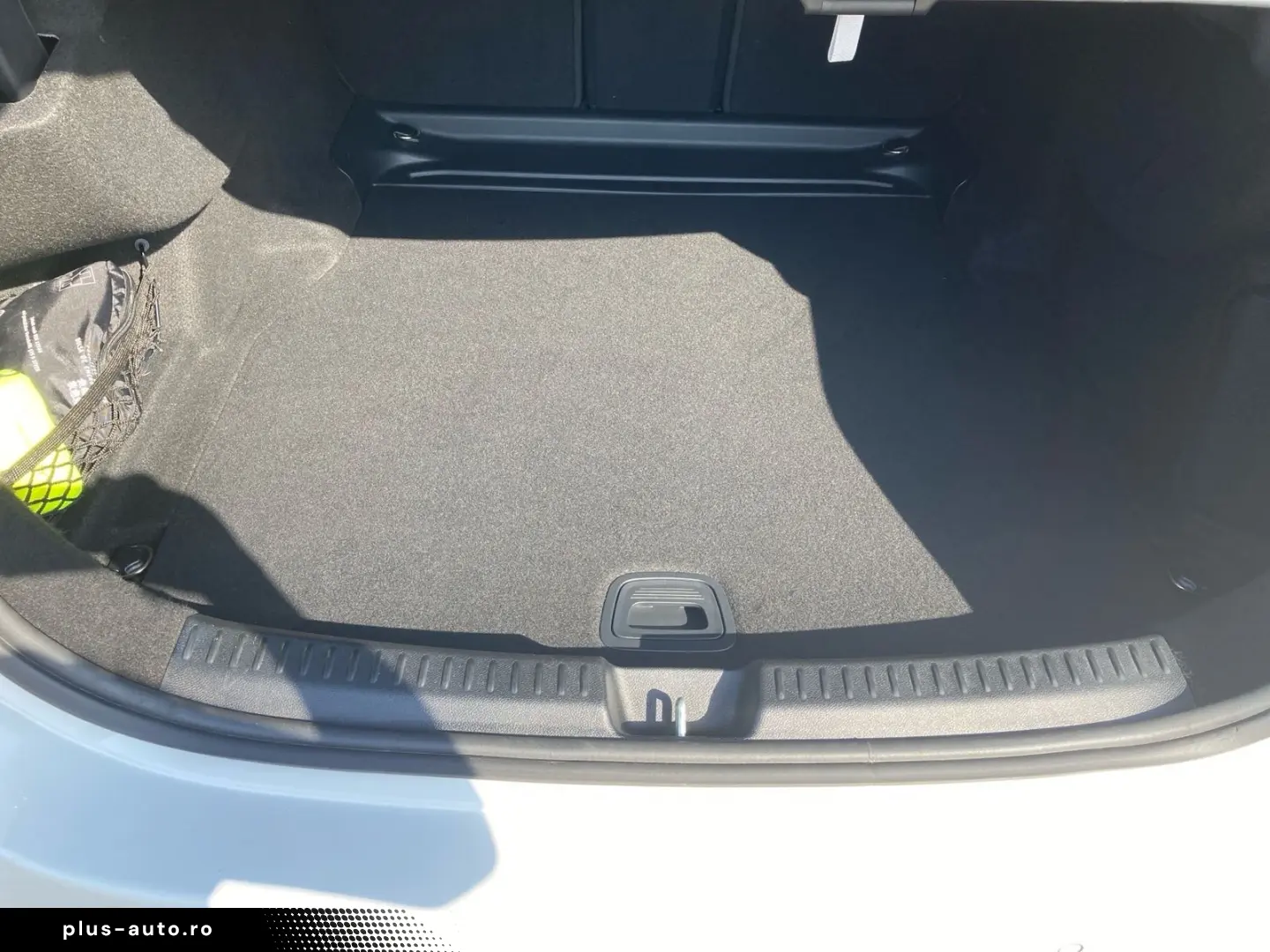MERCEDES-BENZ E 200 AMG