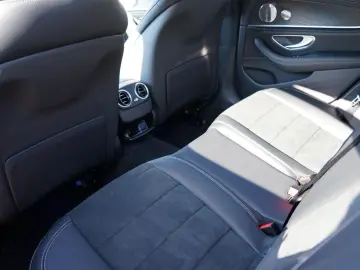 MERCEDES-BENZ E 300 AMG