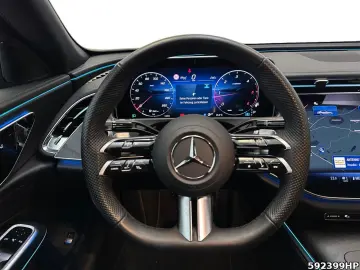 MERCEDES-BENZ E 220 d AMG Night