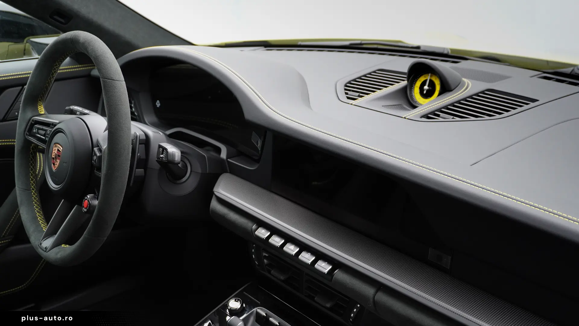 Porsche 911 4GTS - 2025 - Manufaktur - Approved
