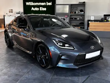 TOYOTA GR86