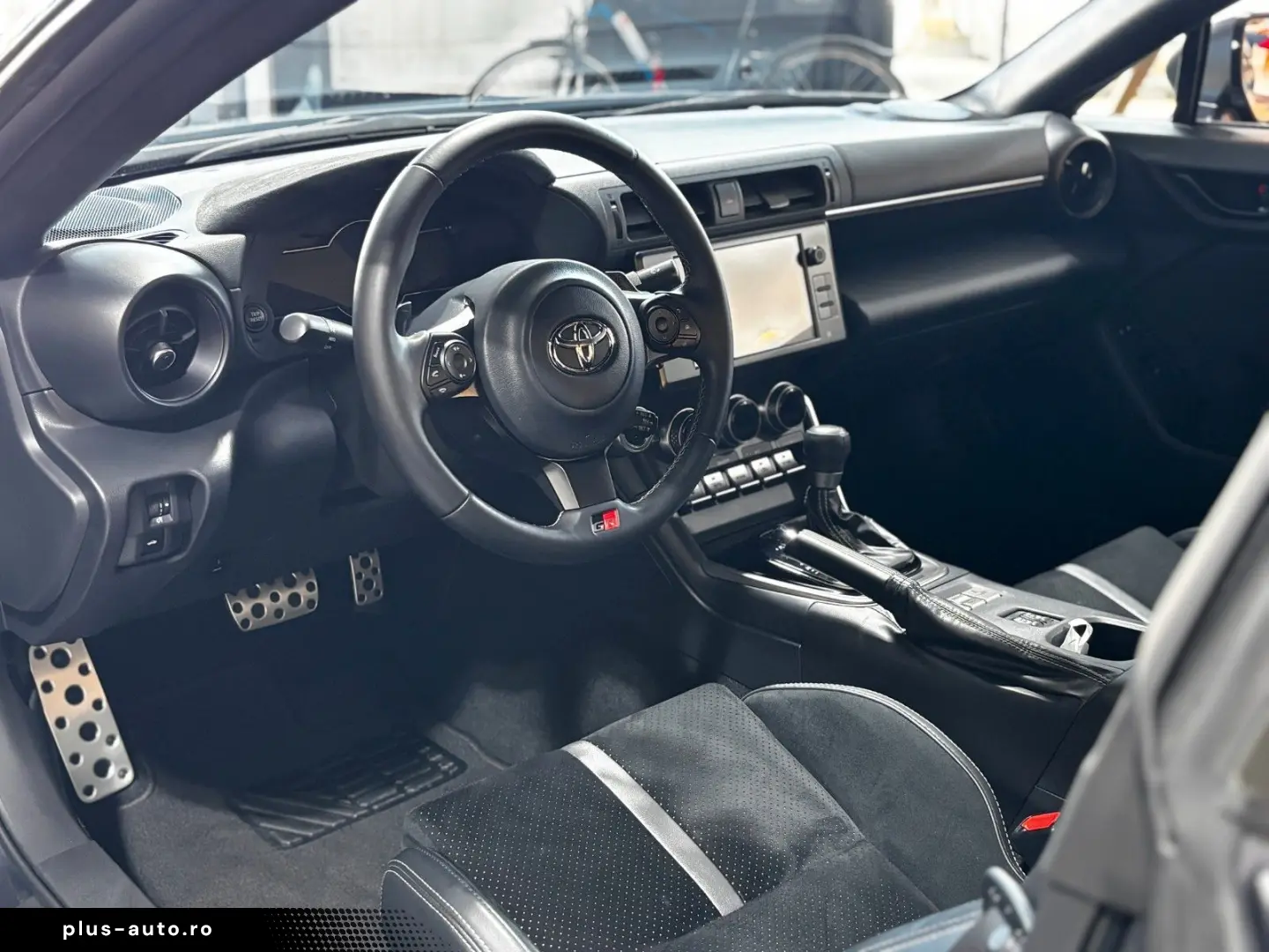 TOYOTA GR86