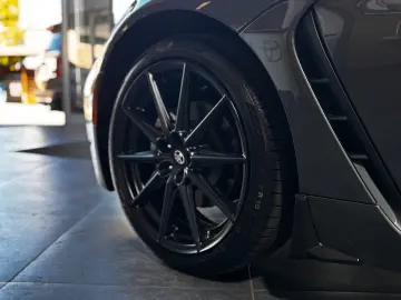TOYOTA GR86