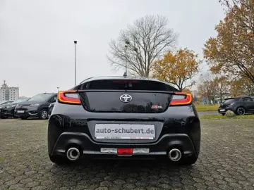 TOYOTA GR86 2 4L PREMIUM LED APPLE CARPLAY