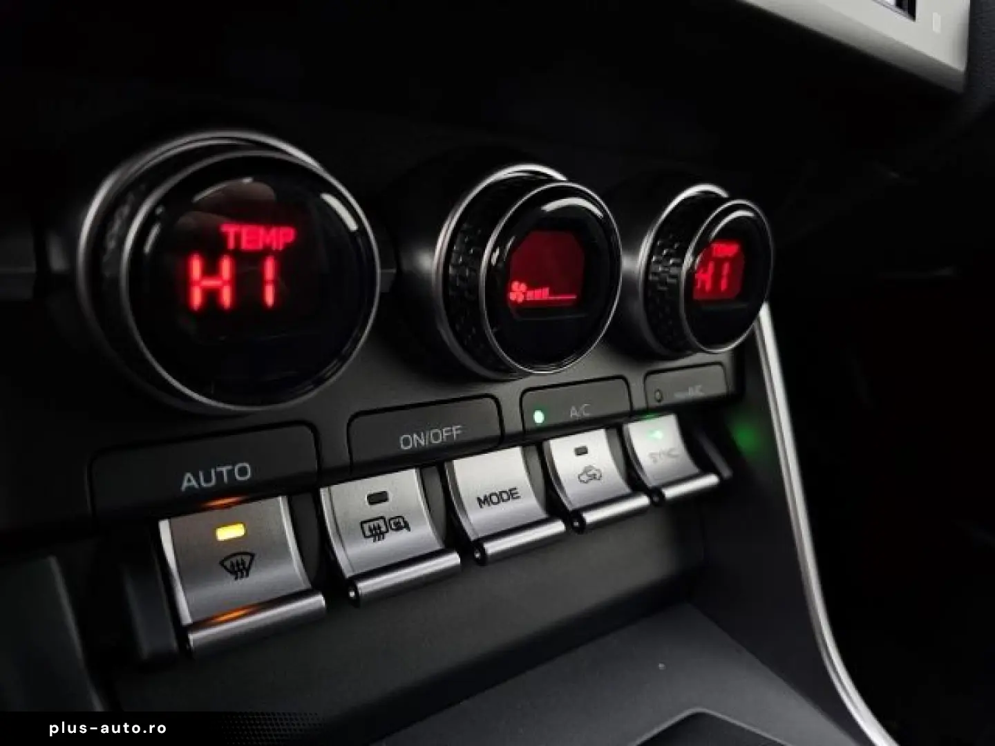 TOYOTA GR86 2 4L PREMIUM LED APPLE CARPLAY