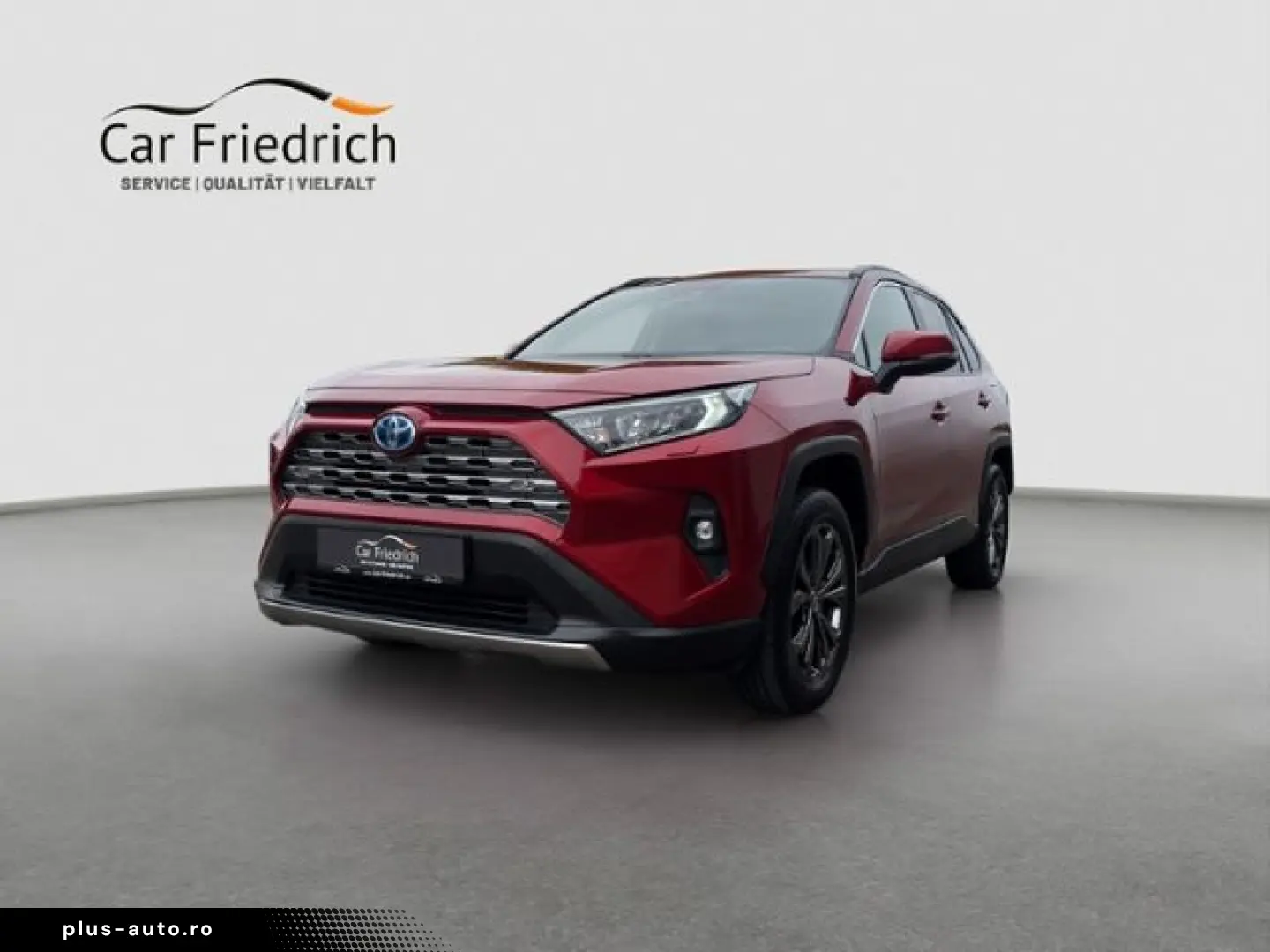 TOYOTA RAV4 Hybrid 4x4 Team Deutschland AHK