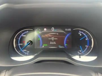 TOYOTA RAV4 Hybrid 4x4 Team Deutschland AHK