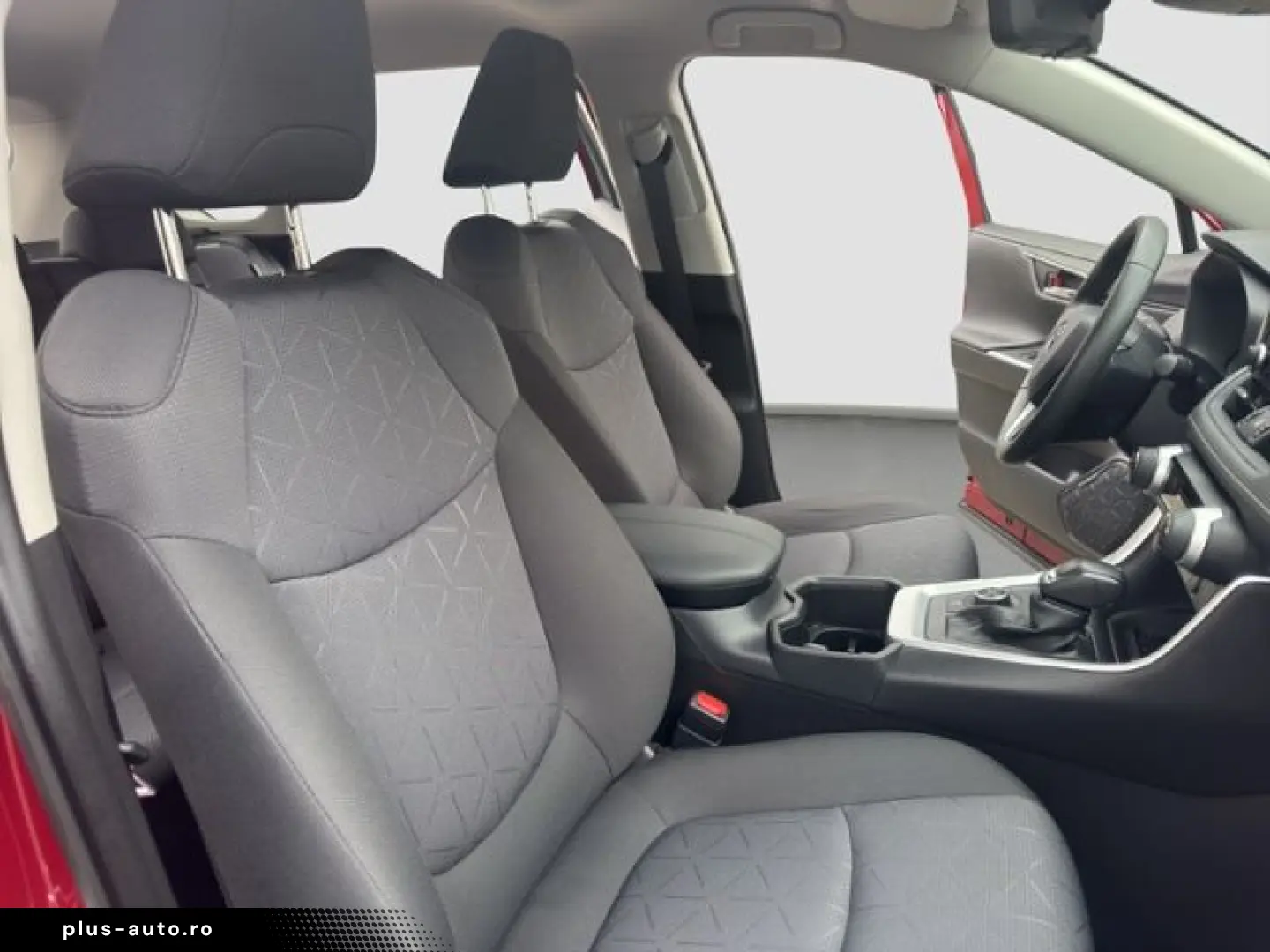 TOYOTA RAV4 Hybrid 4x4 Team Deutschland AHK