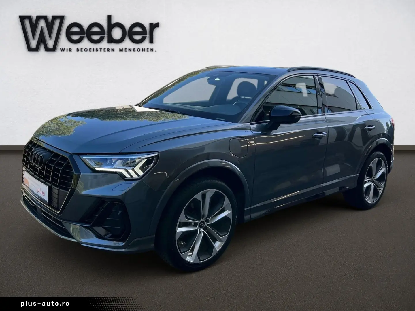 AUDI Q3 S line  AHK BLACKSTYLE KAMERA PANO SONOS