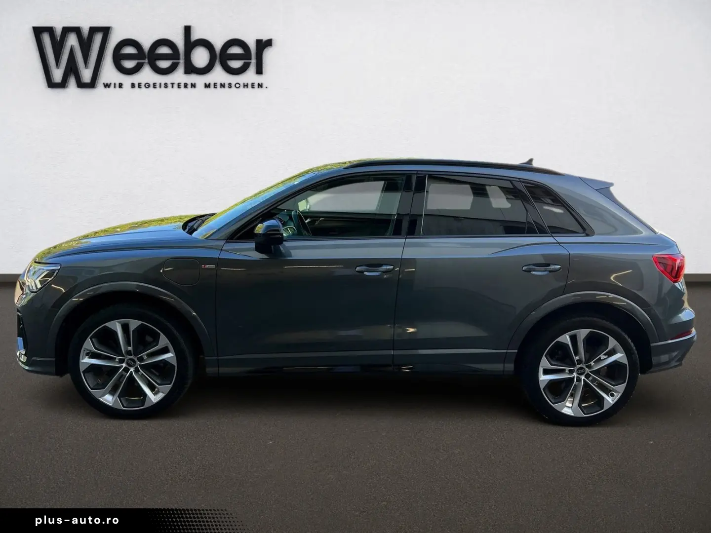 AUDI Q3 S line  AHK BLACKSTYLE KAMERA PANO SONOS
