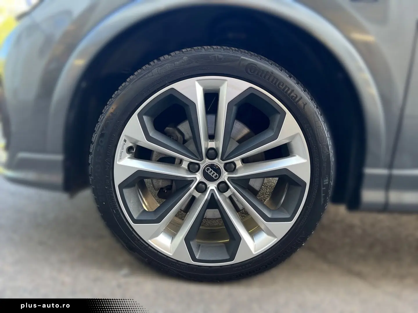 AUDI Q3 S line  AHK BLACKSTYLE KAMERA PANO SONOS