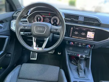AUDI Q3 S line  AHK BLACKSTYLE KAMERA PANO SONOS