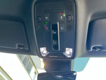 AUDI Q3 S line  AHK BLACKSTYLE KAMERA PANO SONOS
