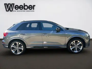 AUDI Q3 S line  AHK BLACKSTYLE KAMERA PANO SONOS