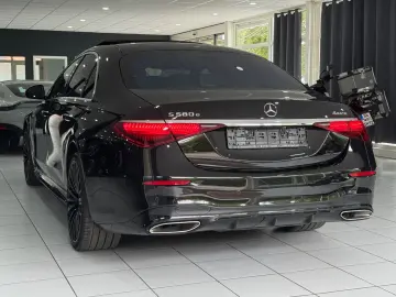MERCEDES-BENZ S 580e 4M L  AMG EXCL  CHAUFF 3xTV PAN…