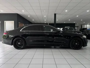 MERCEDES-BENZ S 580e 4M L  AMG EXCL  CHAUFF 3xTV PAN…